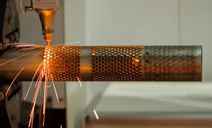Fiber laser cutting
