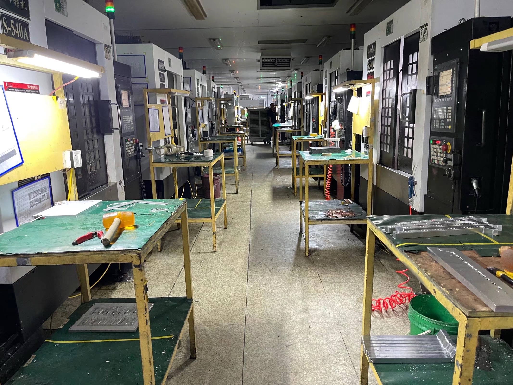 KIXENER CNC machining facility